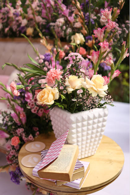 Floral detail and Tablescape — Mehendi decor — Zuri